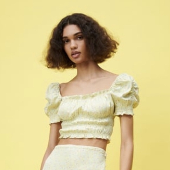 Zara Yellow Floral Puff Sleeve Blouse - Picture 2 of 5